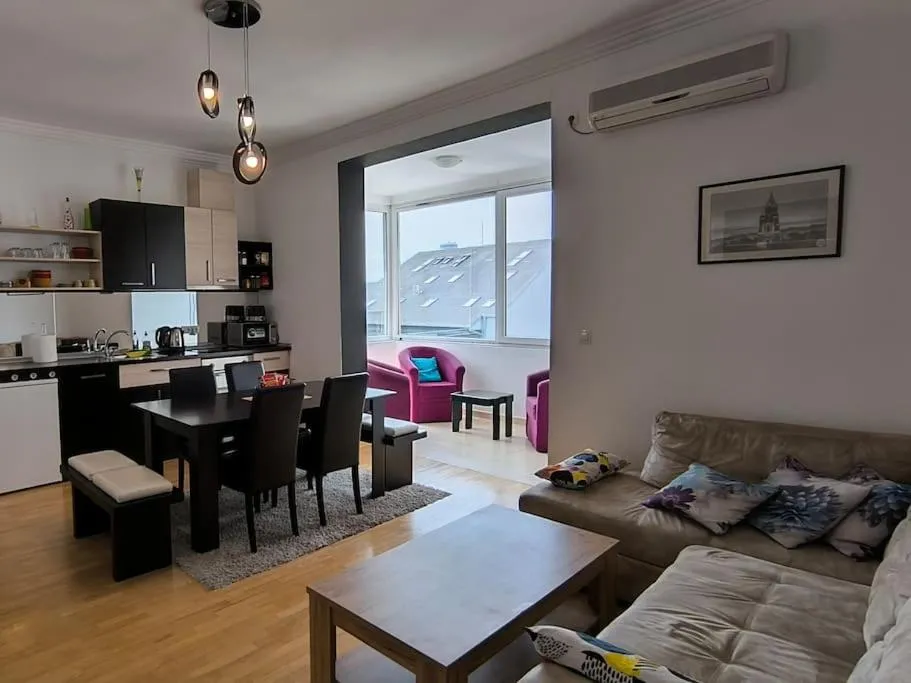 Spacious 3BDR Central apartment near Terazije & BW — 4