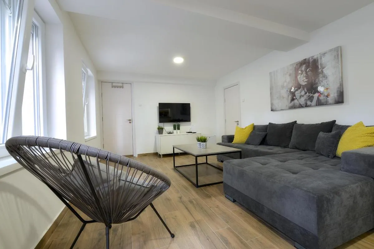 St.Sava apartment — 5