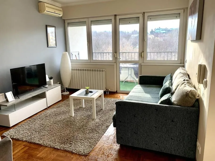 Sunkissed apartment — 2