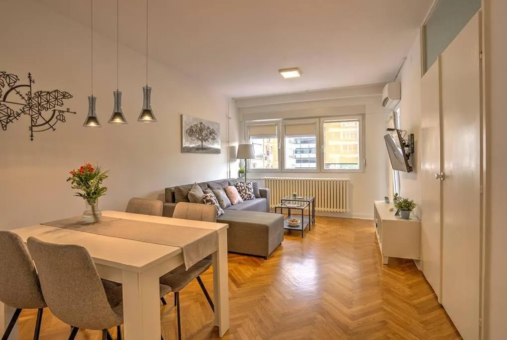 Tašmajdan Central Apartment — 4