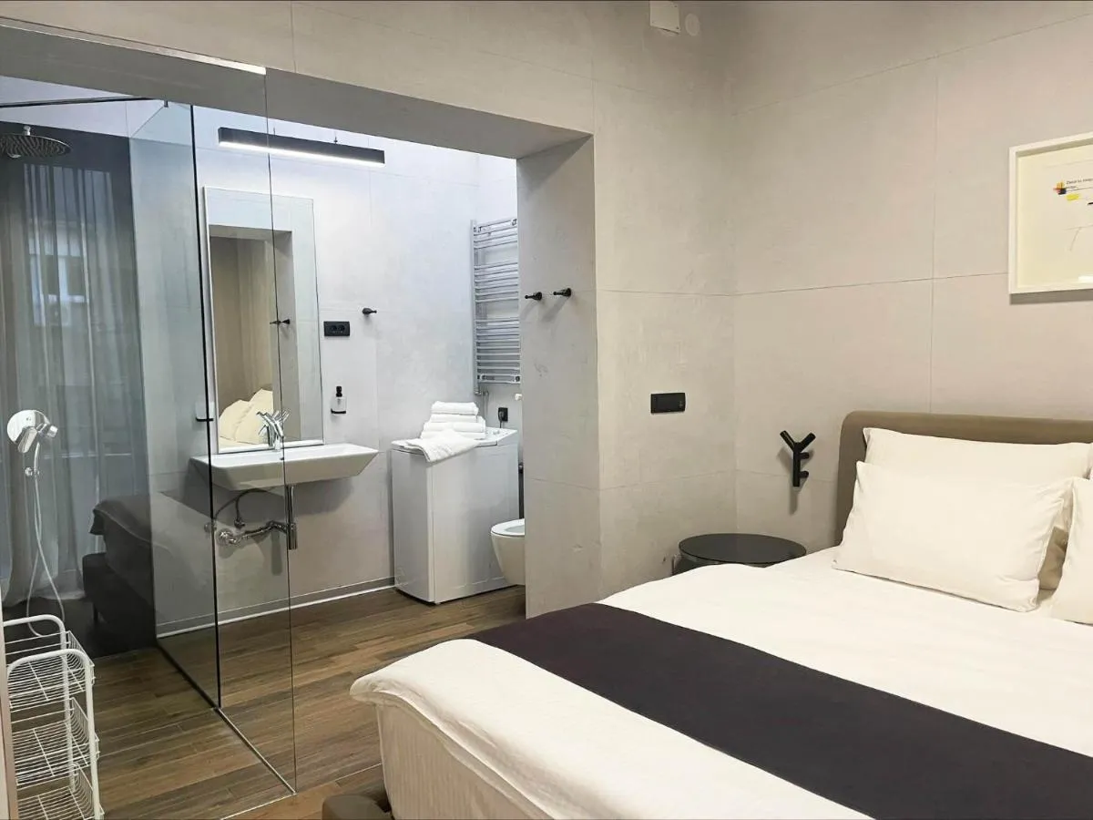 Three Bedroom Apartment Sava Square — 3