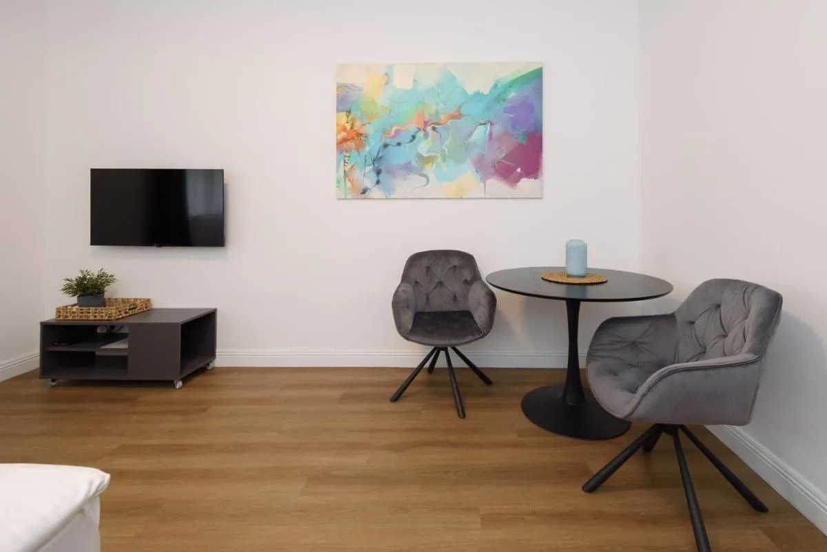 Top Central 6 Apartments — 5