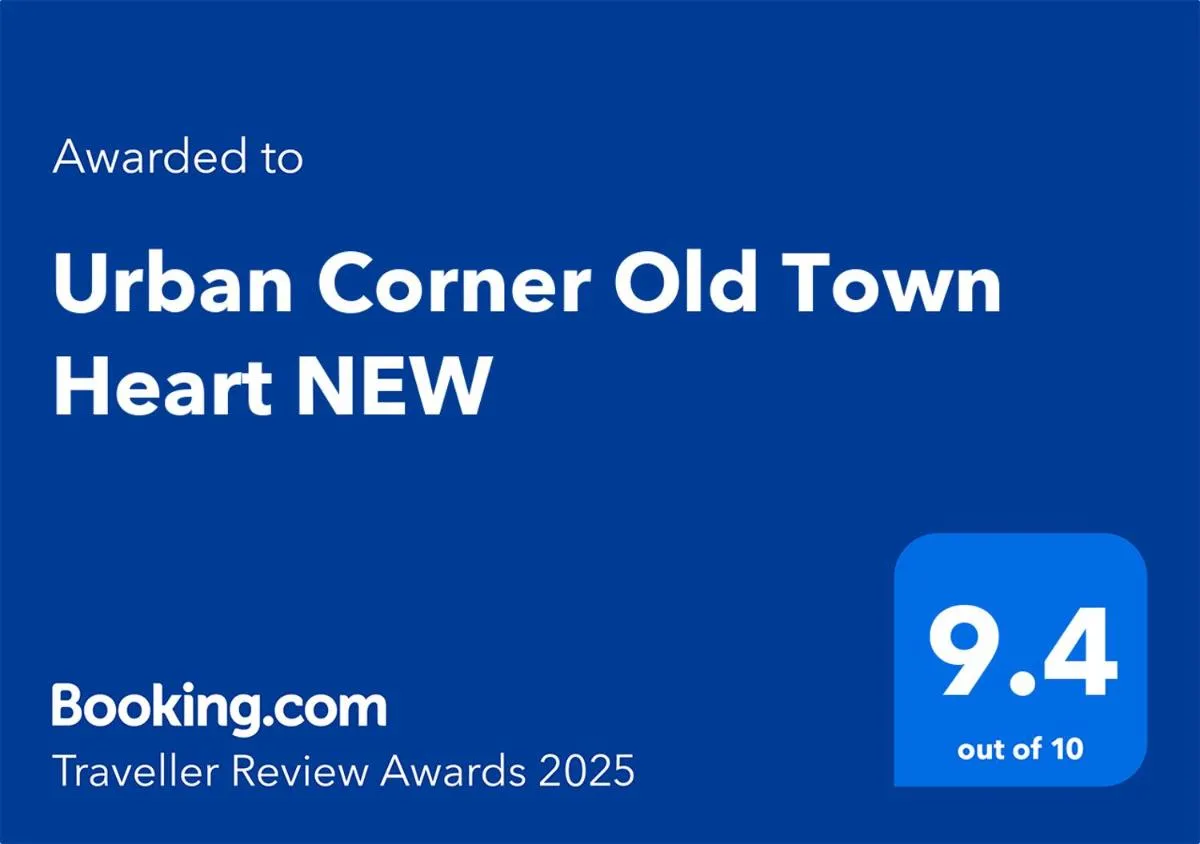 Urban Corner Old Town Heart Renovated — 3