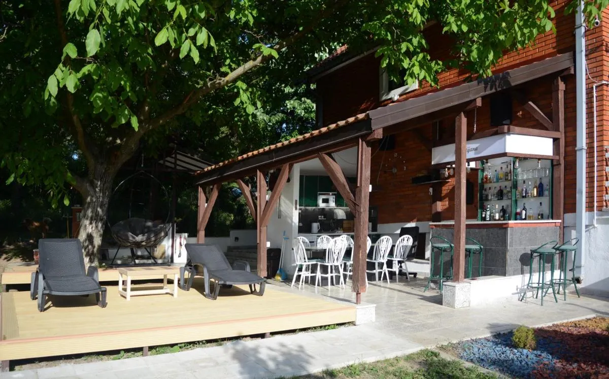 Villa Dijana – Pool, Spa, Outdoor Kitchen — 2