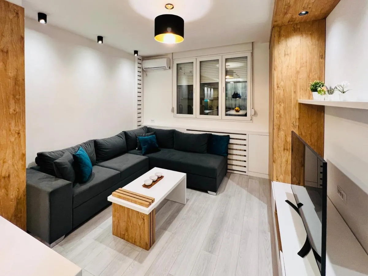 Vivio 2 Luxury Apartment — 5