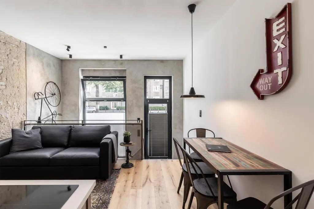Industrial 57sqm 3room maisonette apt near center #3