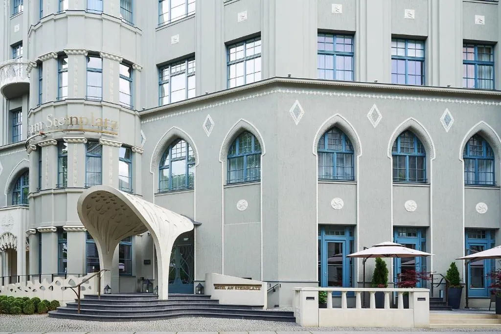 Roomers Berlin Steinplatz, Autograph Collection