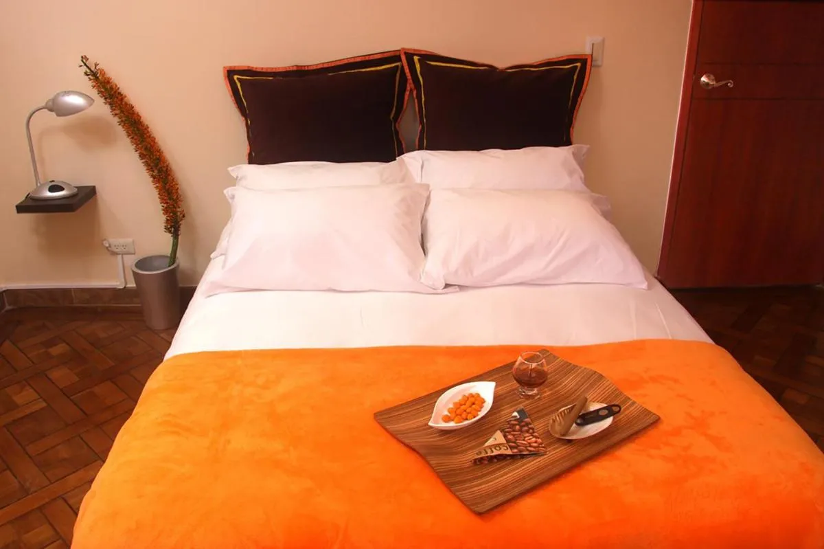 Image 1 of 6 Suites Hotel