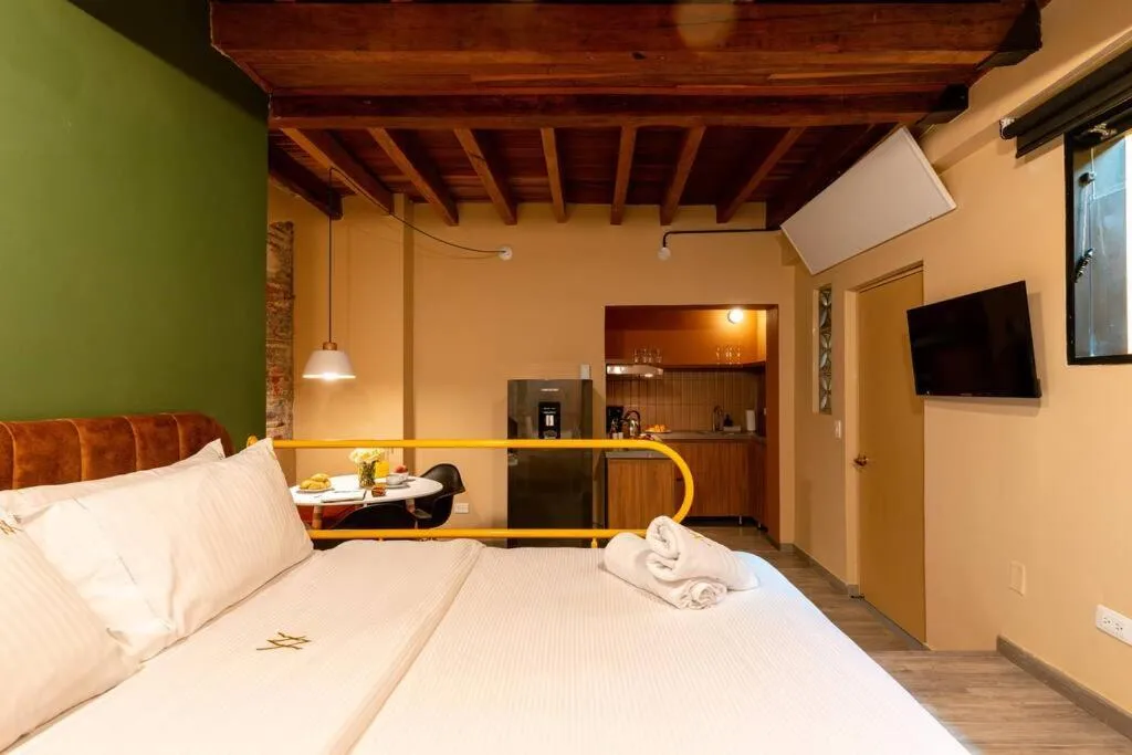 Image 4 of AVJ1 – Hermoso Apartamento 2Hab La Candelaria Con Calefacción