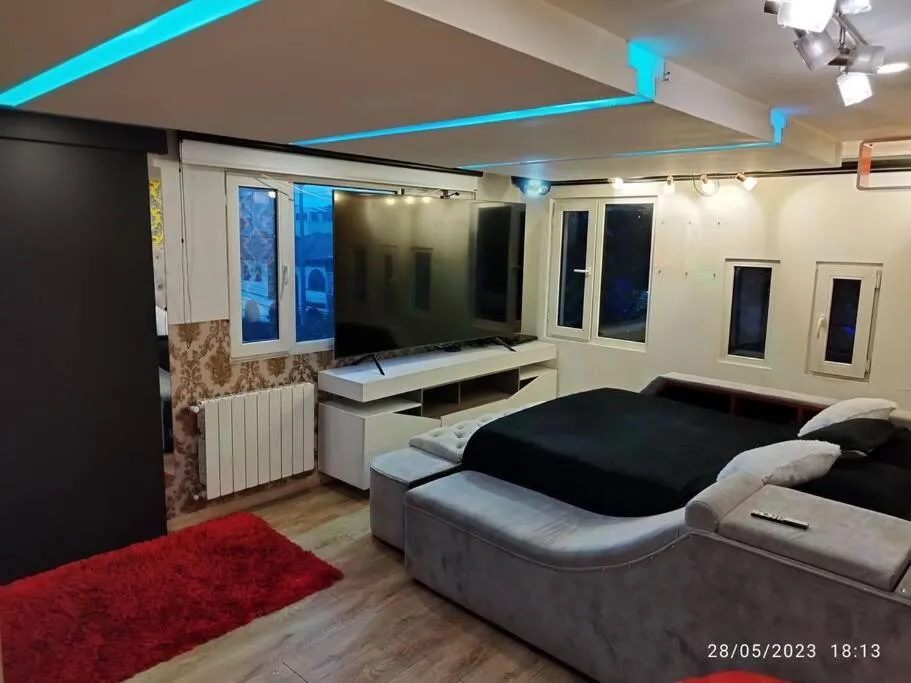 Image 1 of Apartamento Penthouse con Jacuzzi y Chimenea