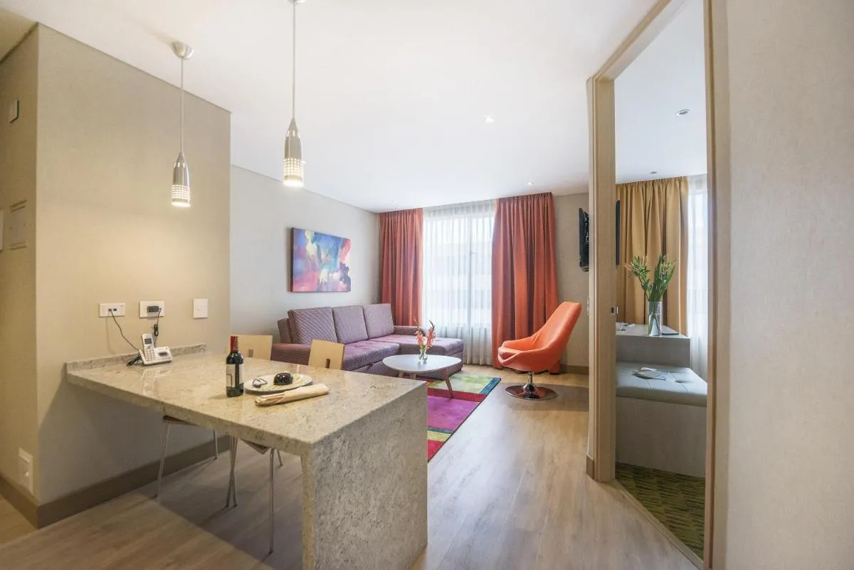 Image 1 of Apartamentos Plaza Suites