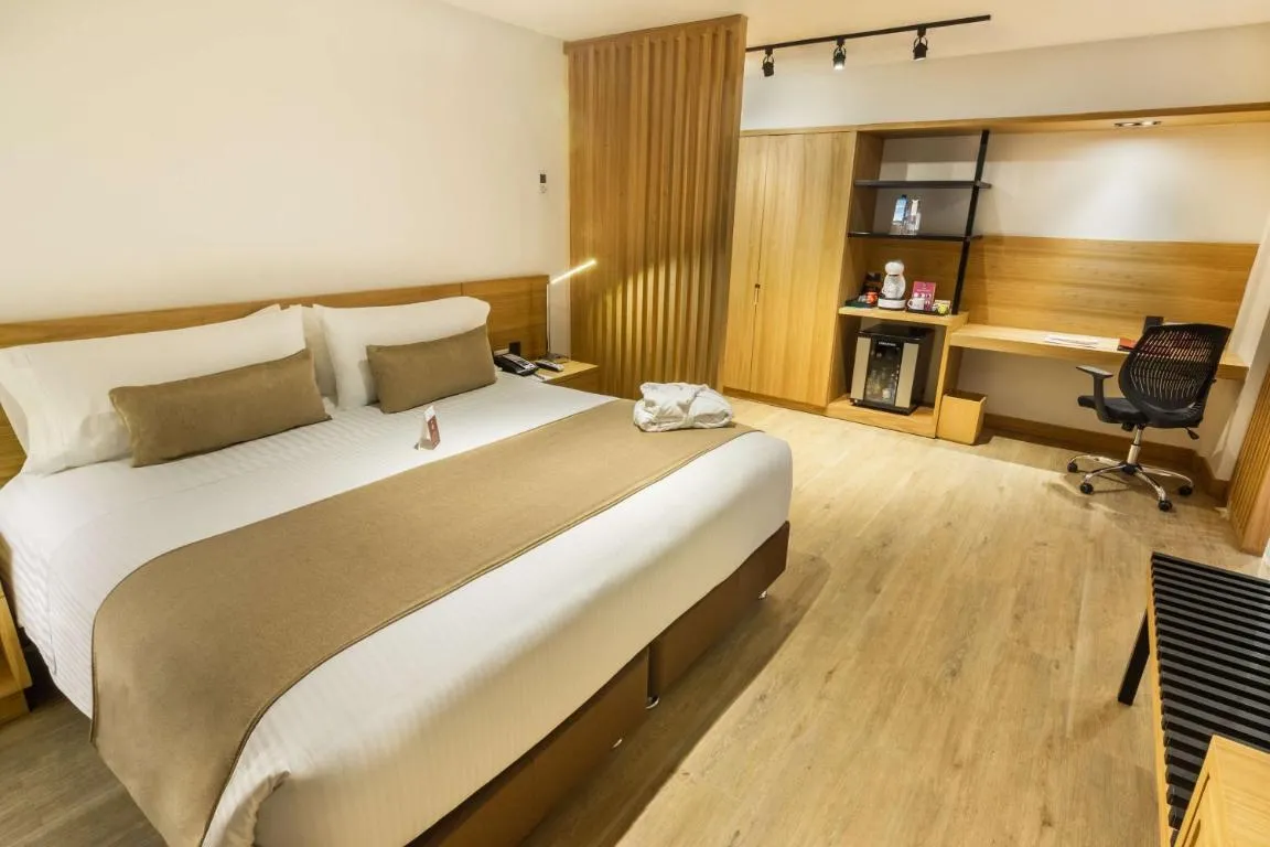 Image of Best Western Plus 93 Park Hotel