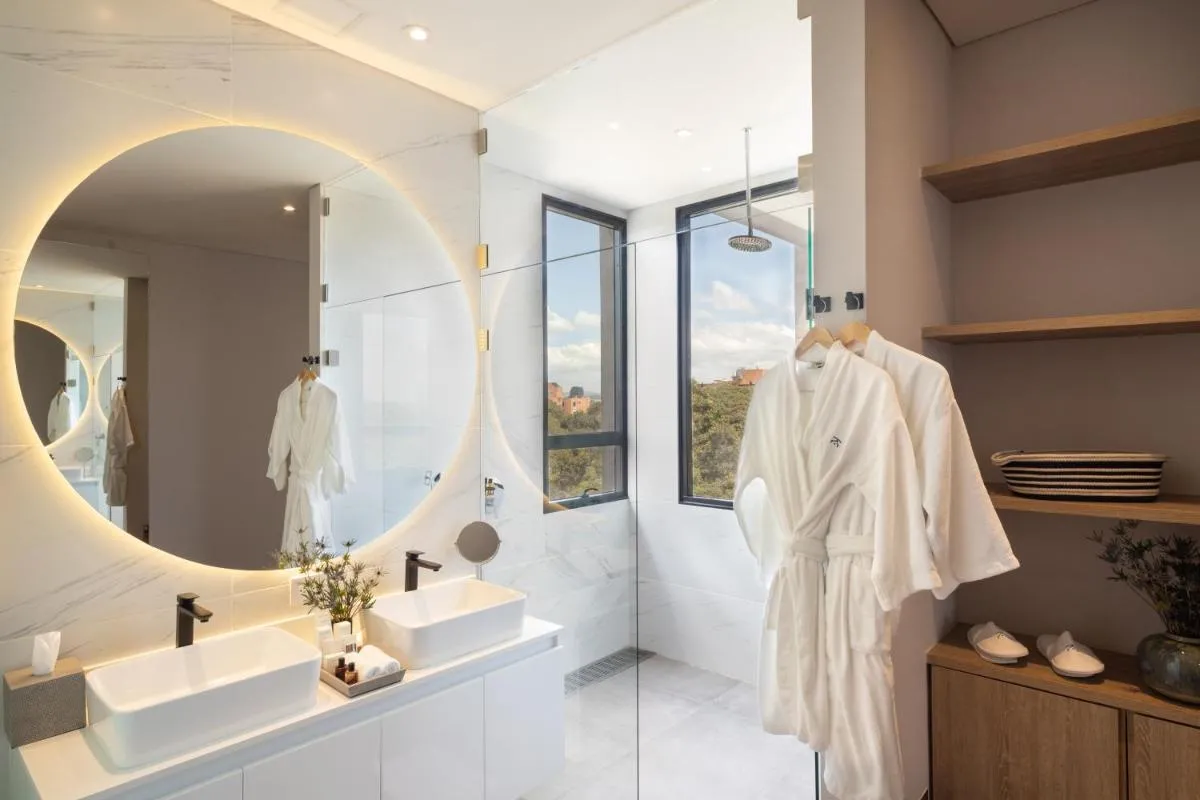 Image 1 of Cassa Luxury Homes