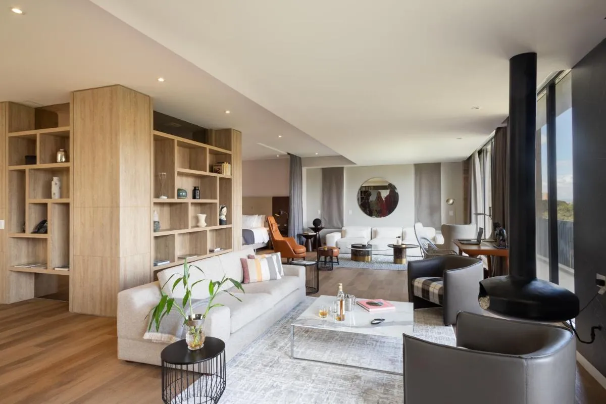 Image 2 of Cassa Luxury Homes