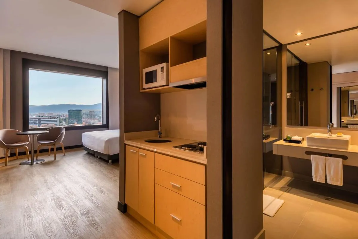 Image 2 of Hilton DoubleTree Bogotá Salitre AR