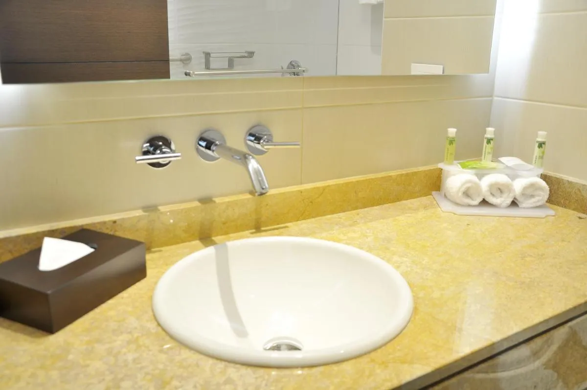 Image 2 of Holiday Inn Express & Suites Bogota Zona Financiera, an IHG Hotel