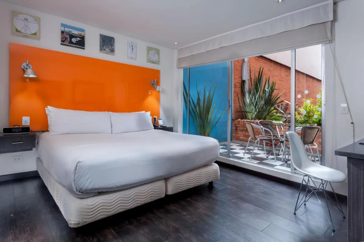 Image 4 of Hotel 104 Art Suites