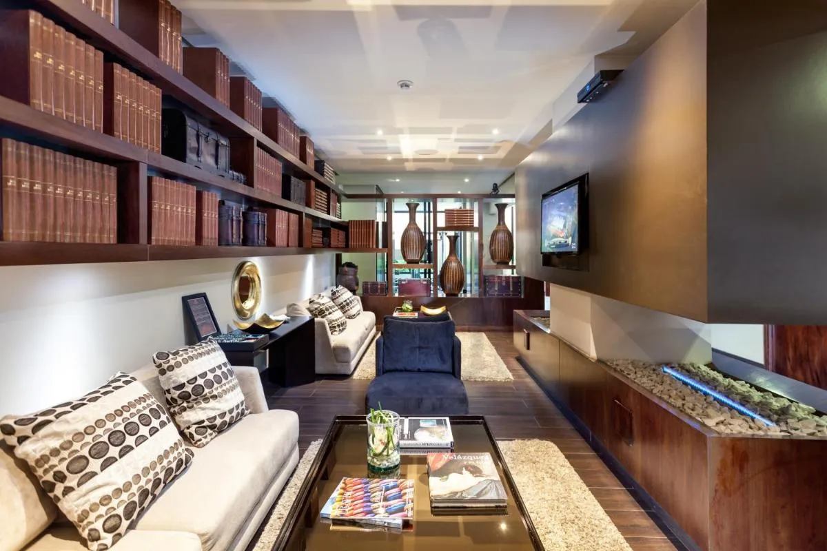 Image 3 of Hotel 93 Luxury Suites by Preferred