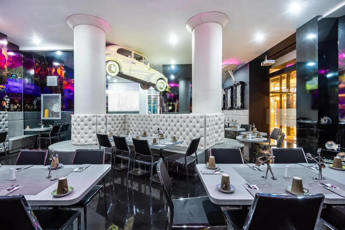 Image 2 of Hotel Black Tower Premium