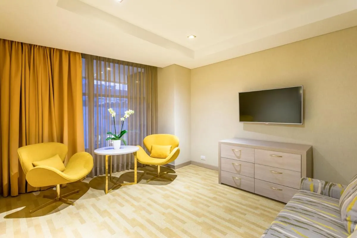 Image 4 of Hotel El Dorado Bogota