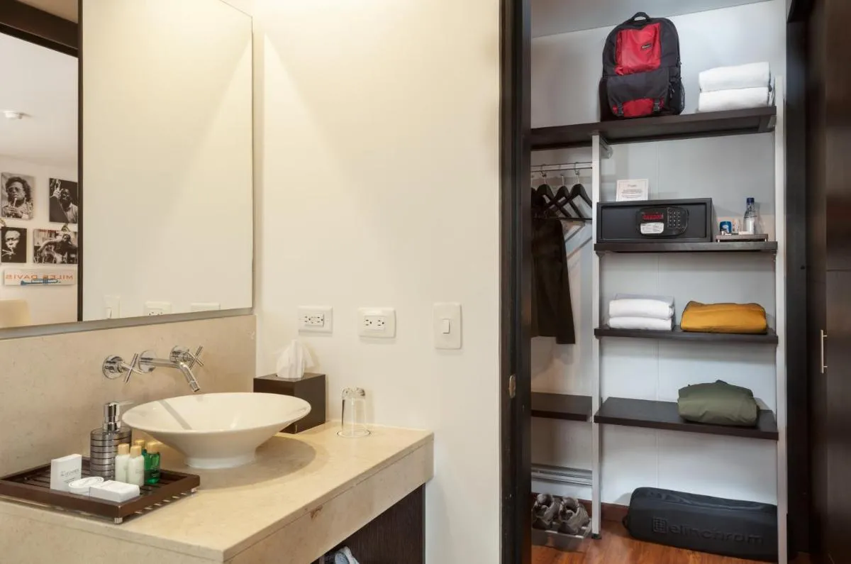 Image 1 of Hotel Jazz Apartments