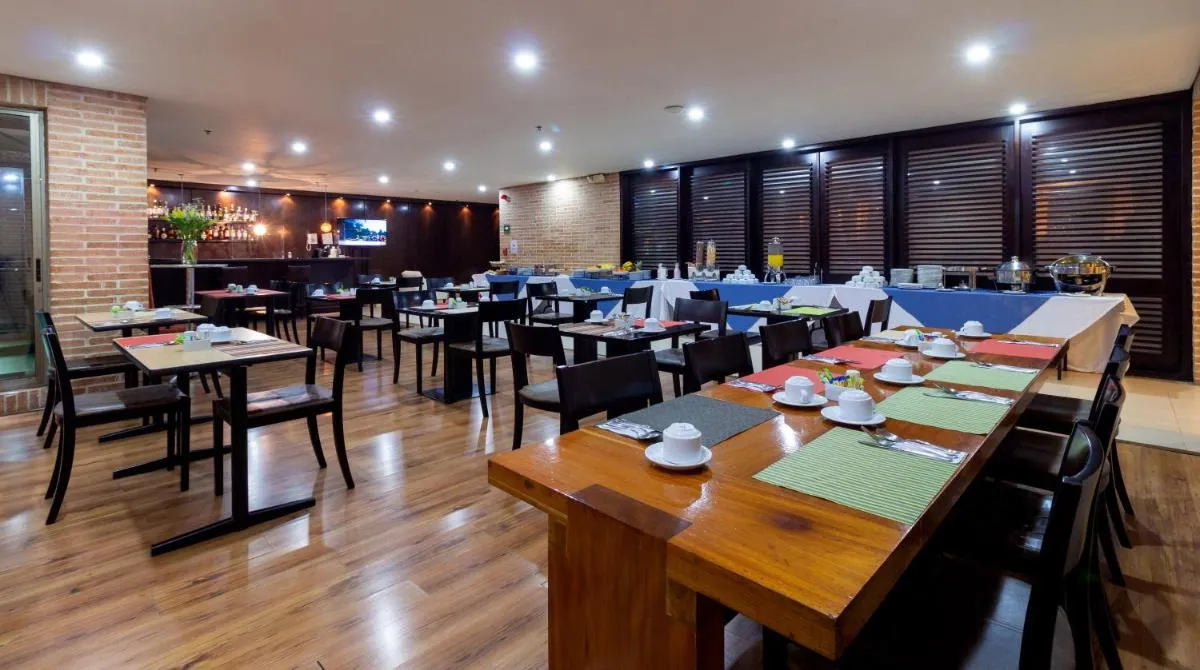 Image 2 of Hotel Madisson Inn Luxury By GEH Suites