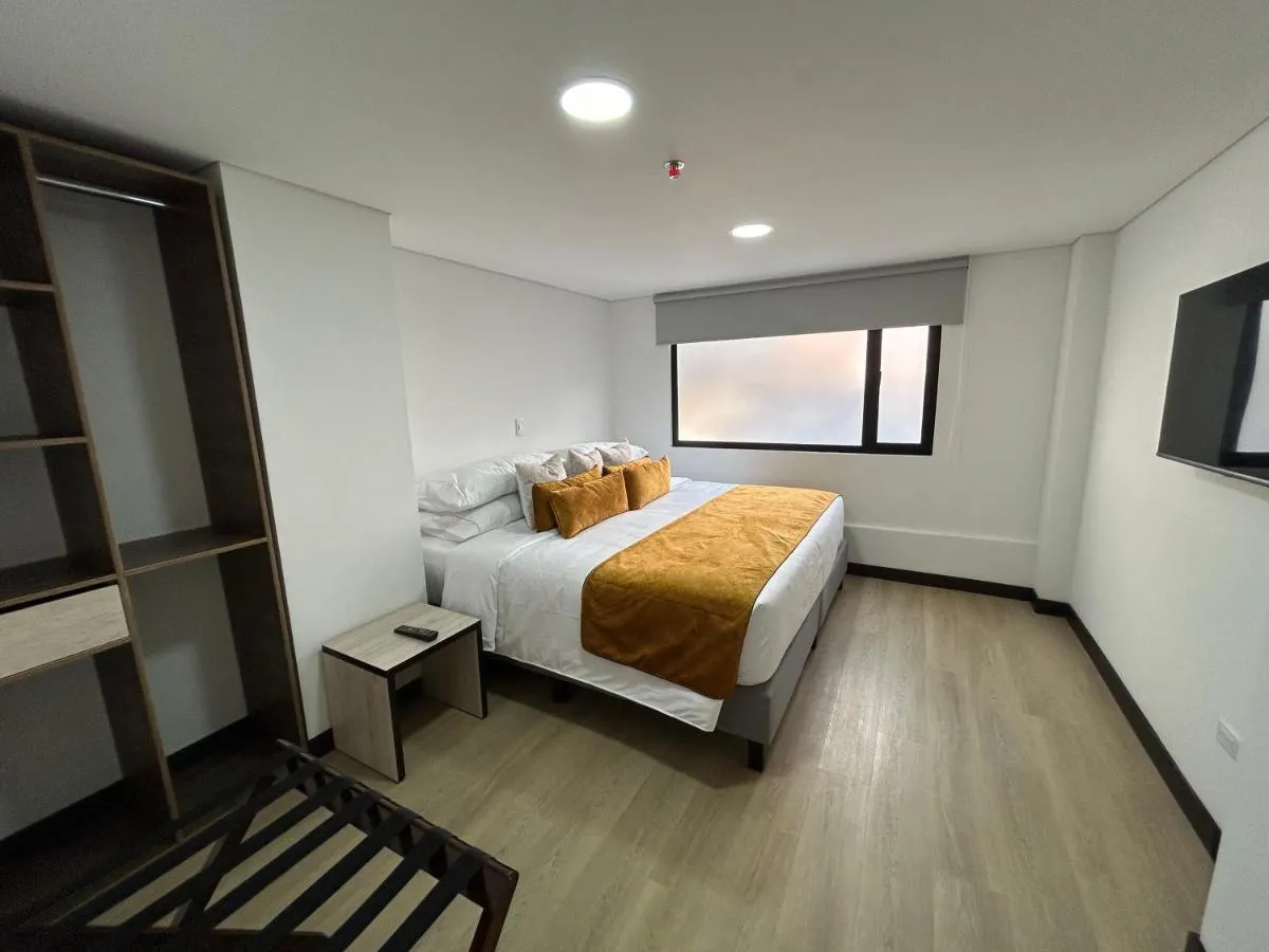 Image 1 of Hotel WLH Gold Bogota