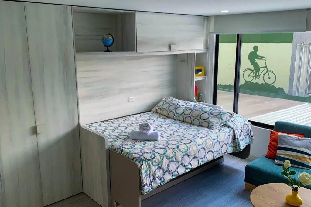 Image 3 of APTOTIV209 – Espectacular aparta estudio tipo loft – Chapinero – Wifi – TV