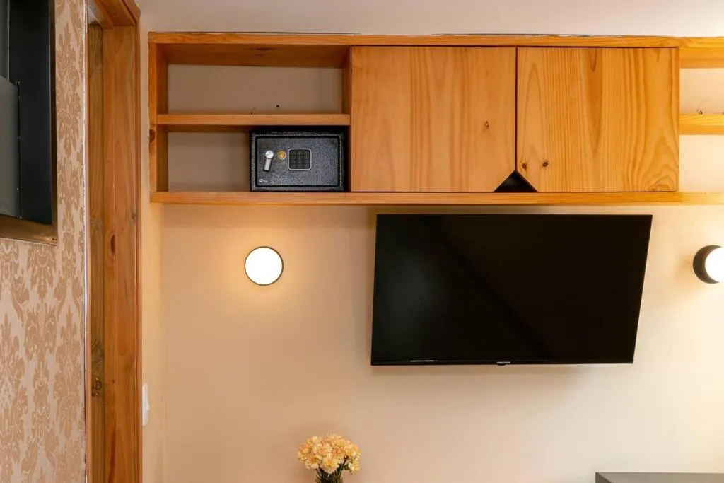 Image 5 of AVJ4B – Increíble Habitación con Calefacción en La Candelaria!