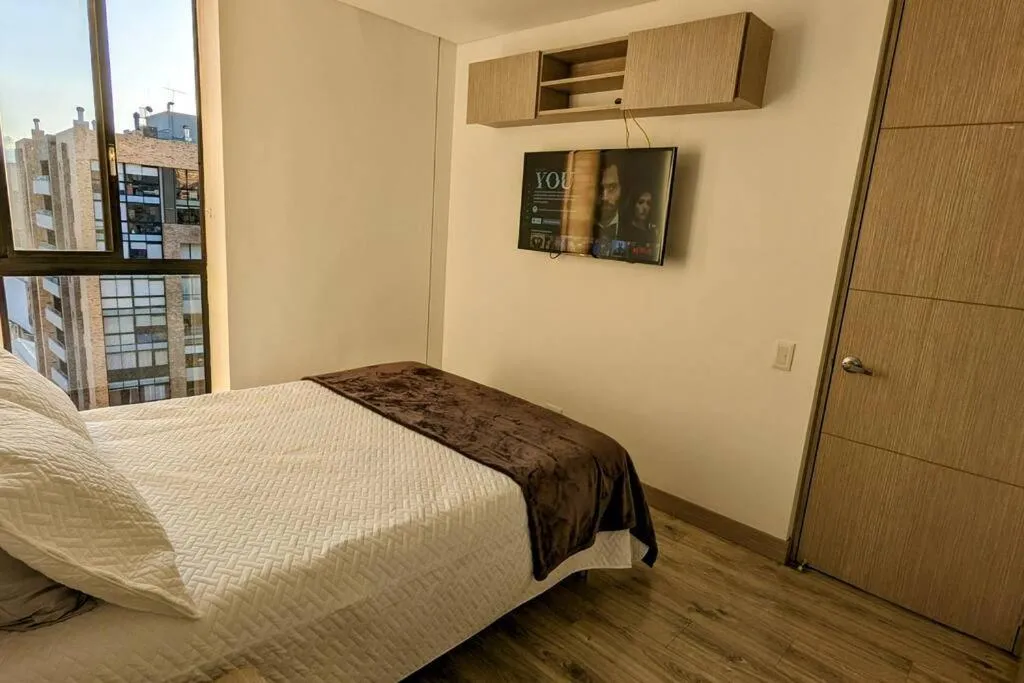 Image 1 of Acogedor Apartaestudio Amoblado Centro Internacional, Bogotá