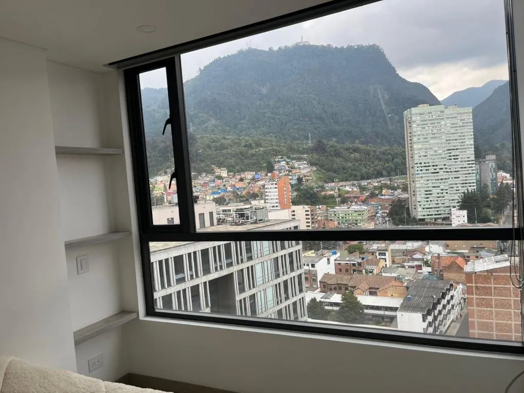 Image of Acogedor apartamento Centro Bogotá Edificio Torre Barcelona Vista Monserrate Al lado the Spot