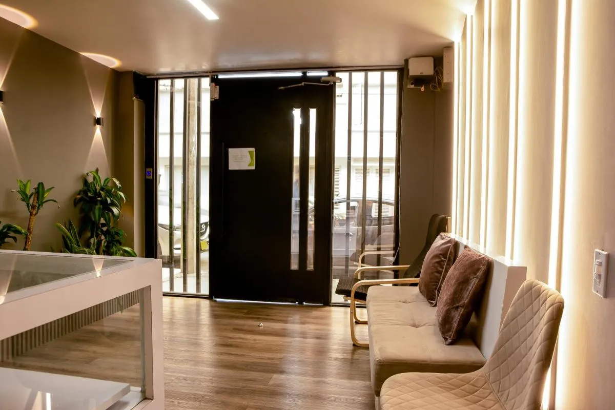 Image 2 of Aerosuites