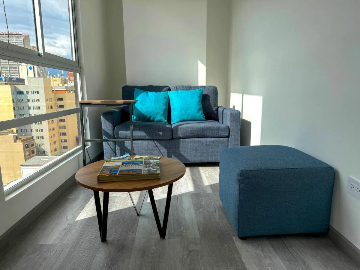 Image 6 of ApartaSuite con la mejor vista en Centro Internacional Bogotá