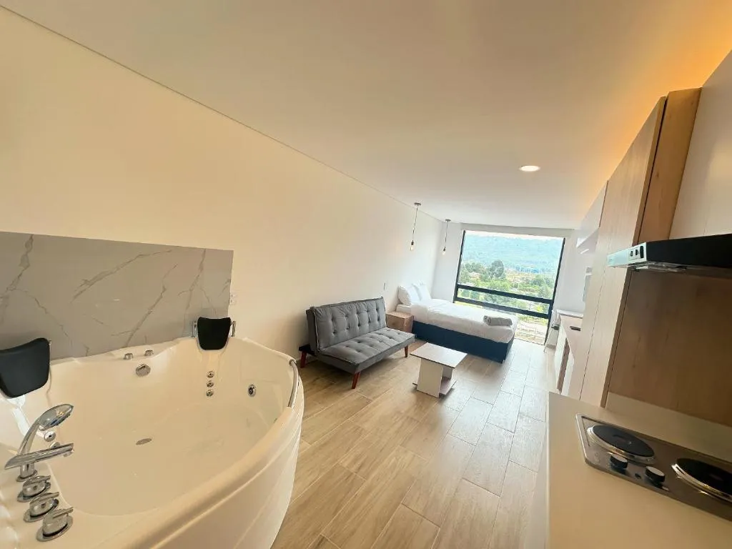Image of Apartaestudio con Jacuzzi privado y vista a las montanas!