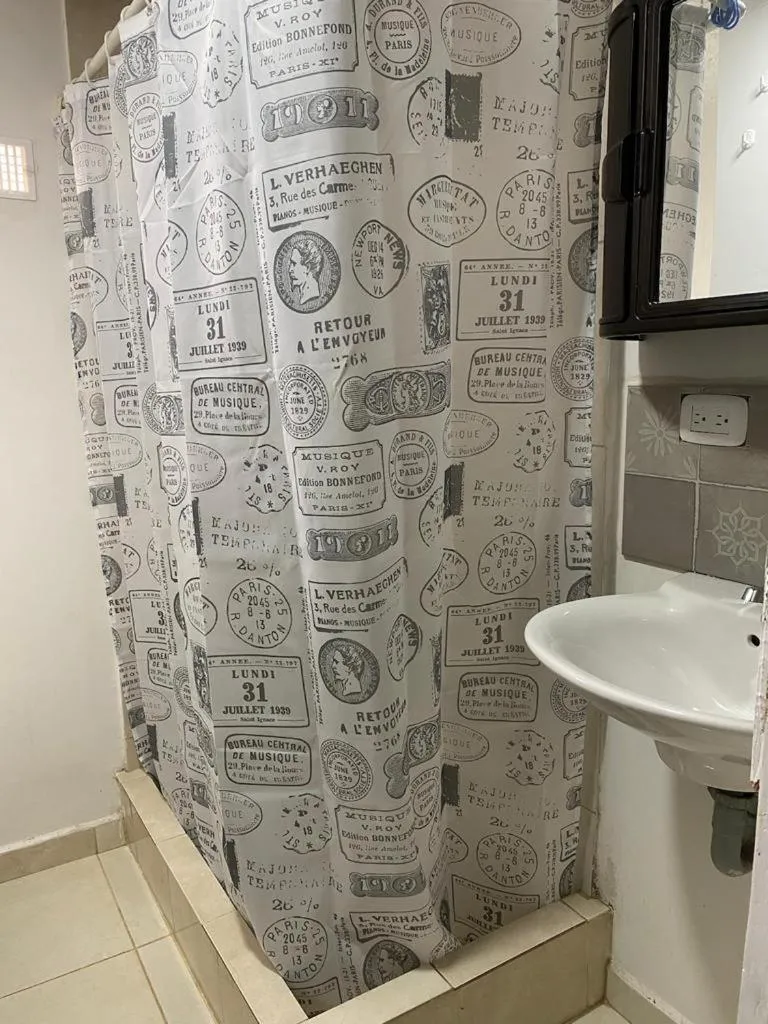 Image 6 of Apartamento CERCA AEROPUERTO, Fotos y huellas para visa americana, embajada EEUU