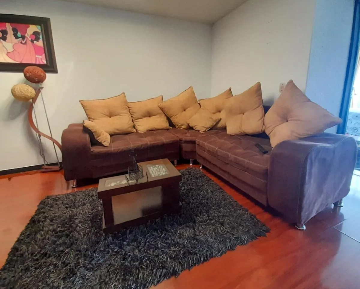 Image 2 of Apartamento Familiar, buena ubicación, amplio cerca al Aeropuerto el Dorado
