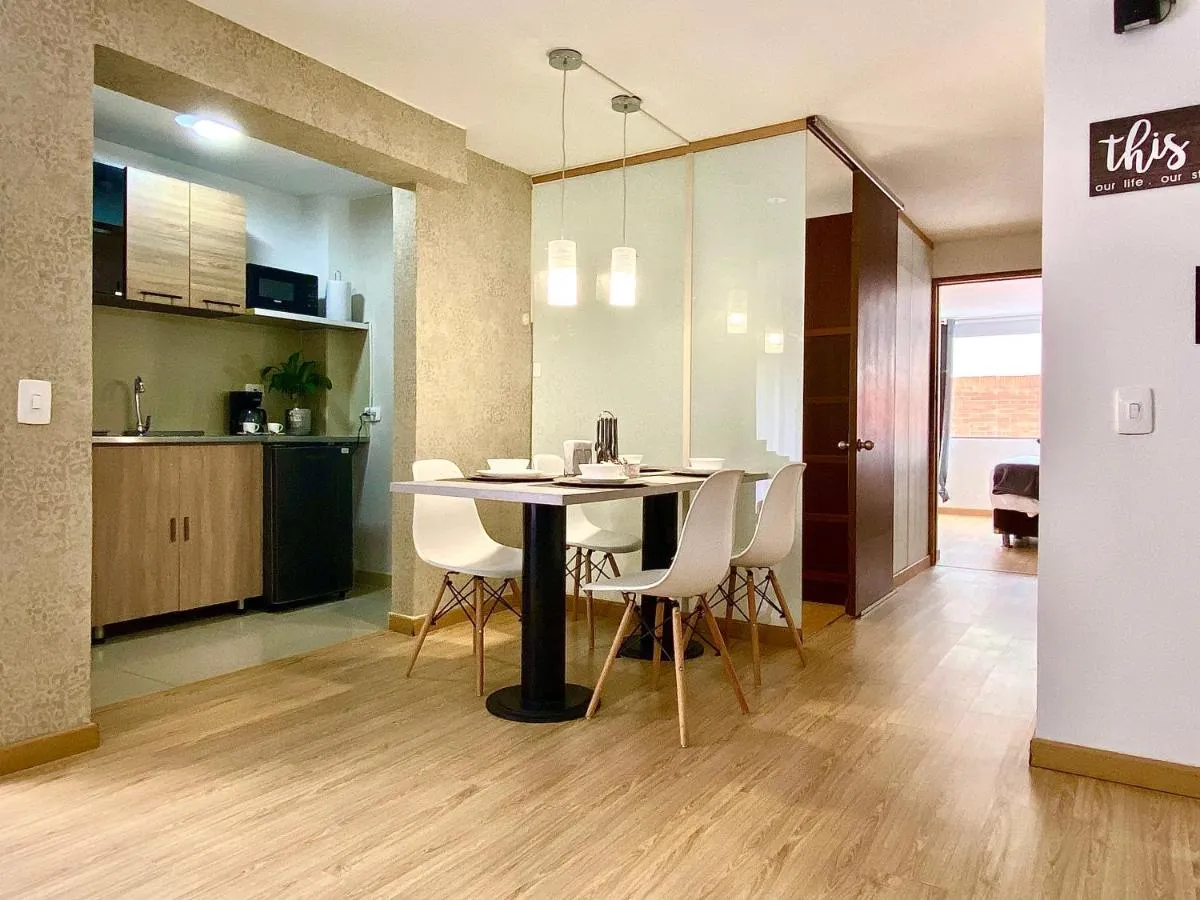 Image 4 of Apartamento. Parque de la 93. (2-1)