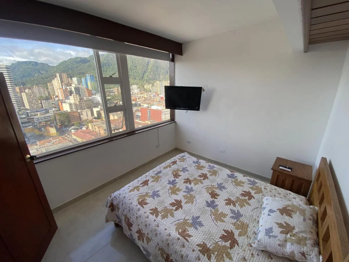 Image 3 of Apto 1802A – Vista Única, increíble apto, edificio histórico