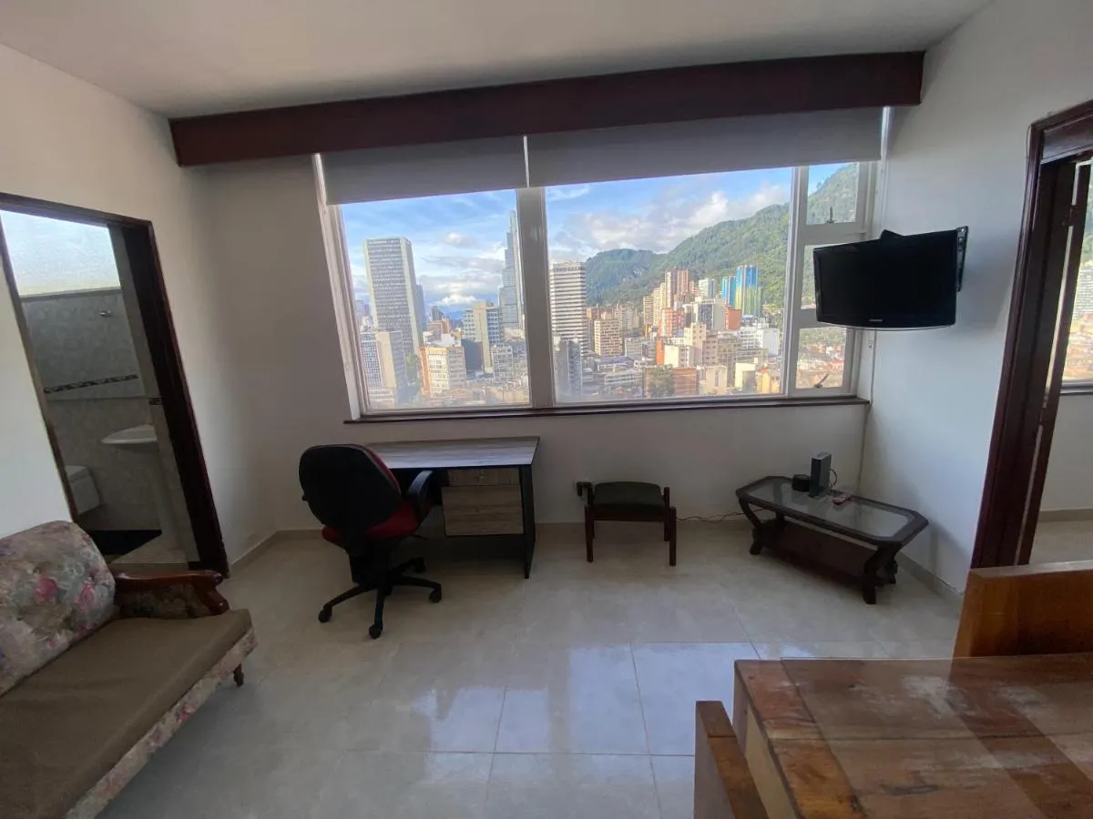 Image 2 of Apto 1802A – Vista Única, increíble apto, edificio histórico
