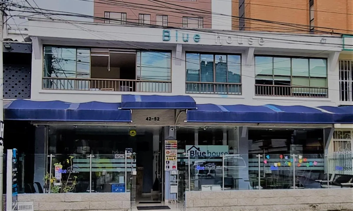 Image 2 of Blue House Corferias