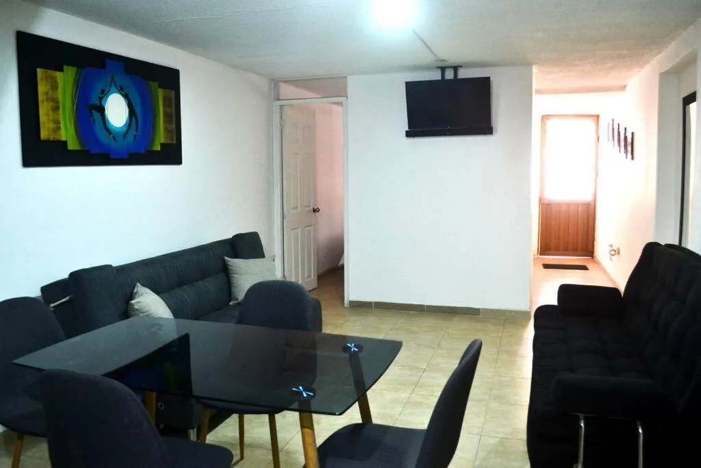 Image 2 of Bonito aparta estudio central