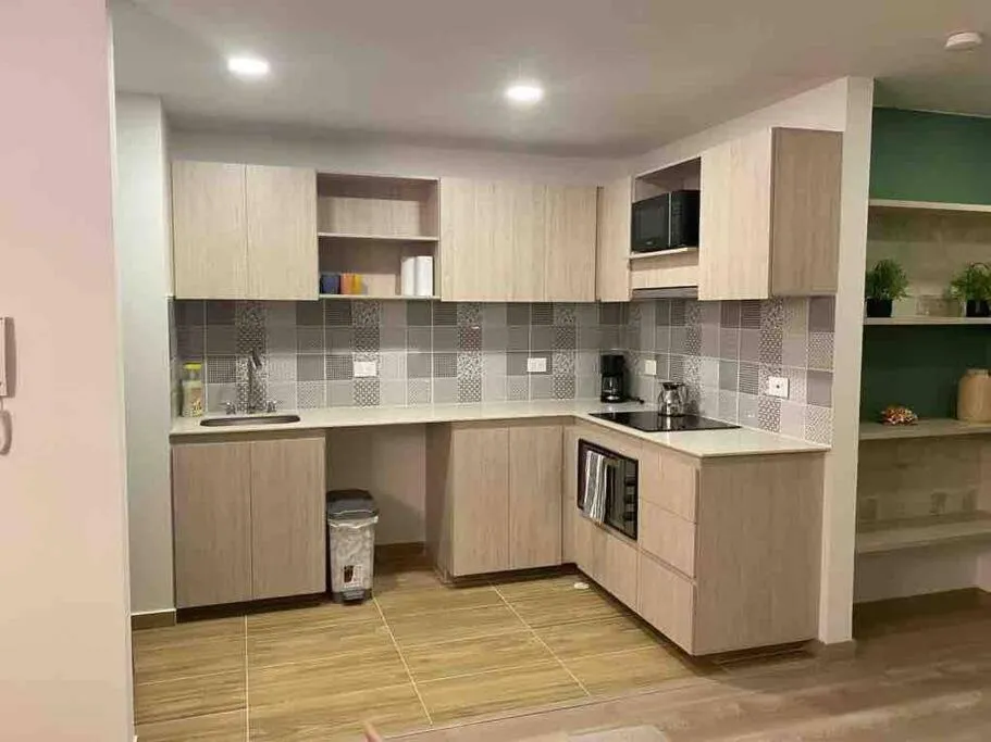 Image 1 of Brand new Apt, perfect City view