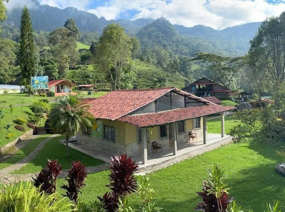 Image of Cabaña La Casona en Parque Natural Ecocenter