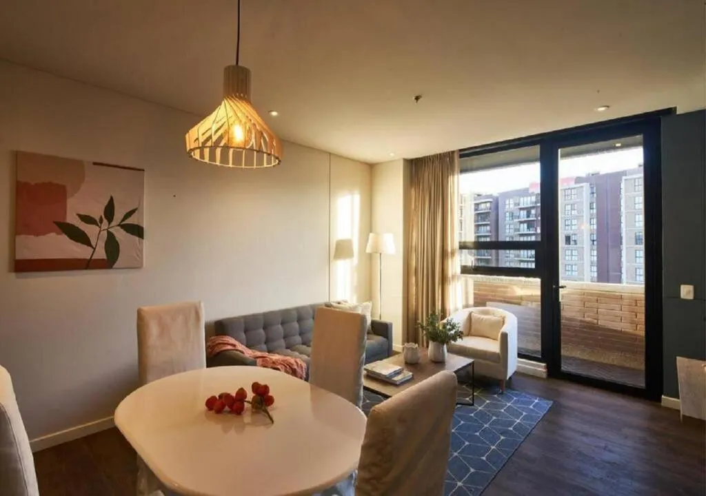 Image of Caluce Apt 4A by Letoh