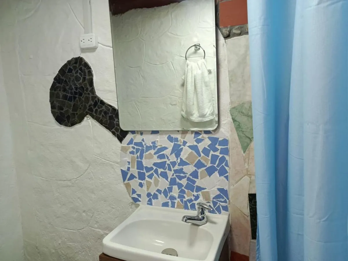 Image 1 of Casa-Arbol
