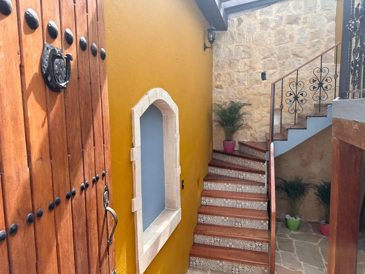 Image 3 of Casa Moline Blue
