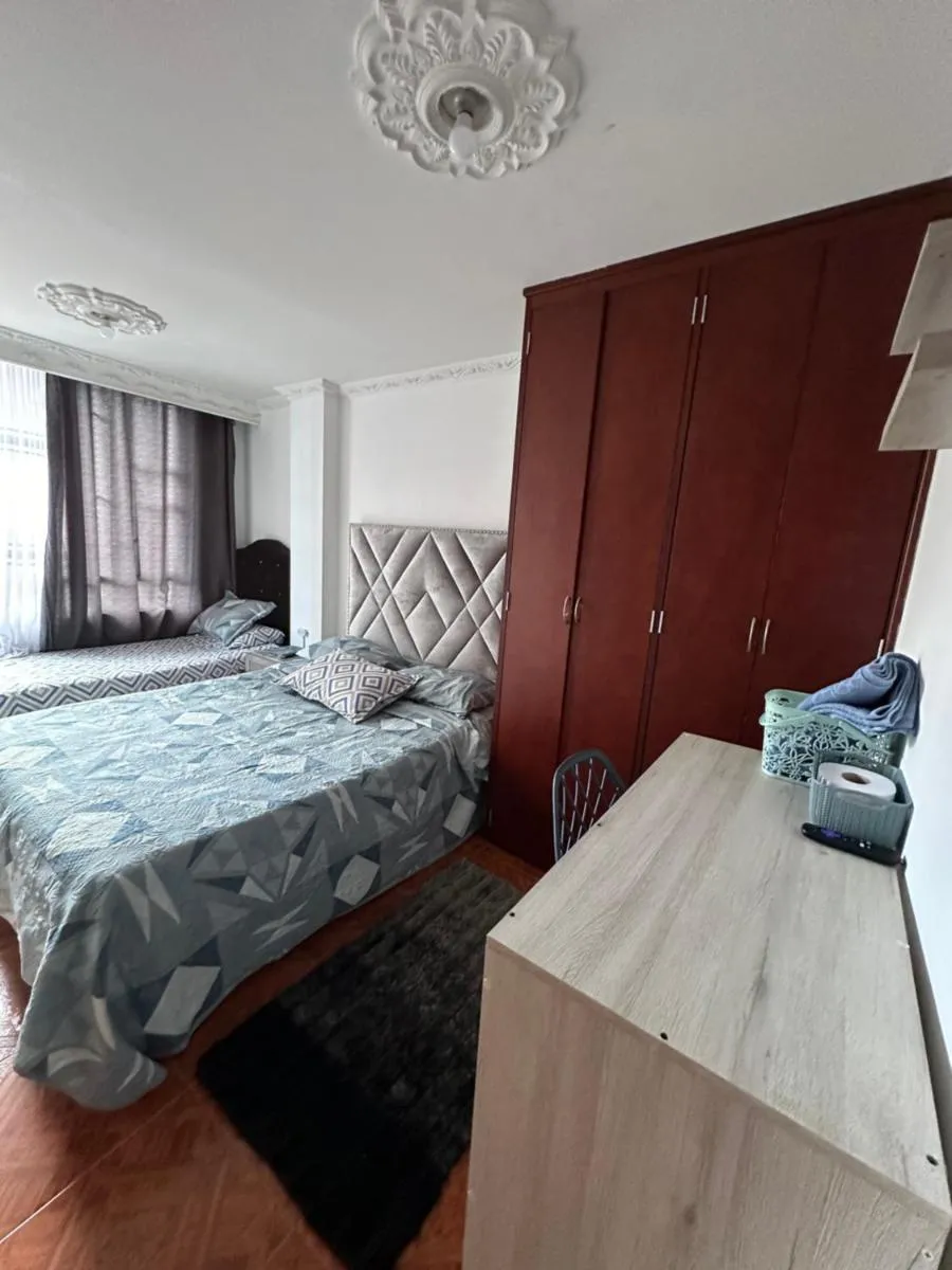 Image 1 of Casa familiar