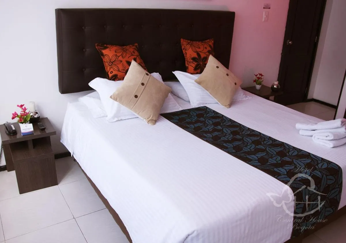 Image 6 of Central House Hotel