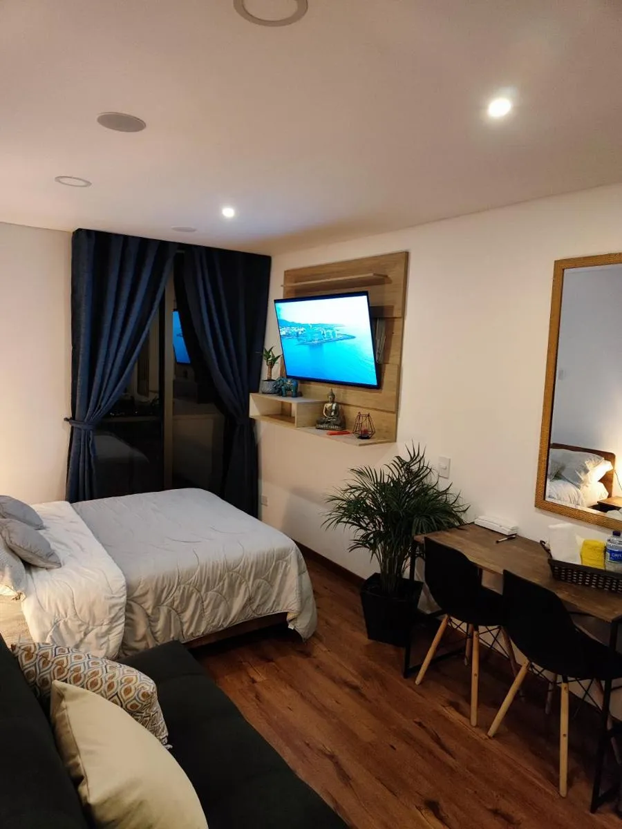 Image 2 of Chapinero Central Living 58