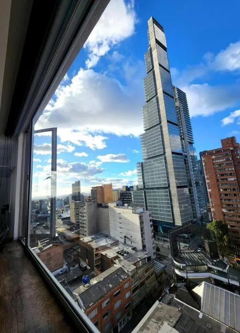 Image 3 of Cómodo, Hermoso, Fast Wifi, Cowork, Gym, Downtown